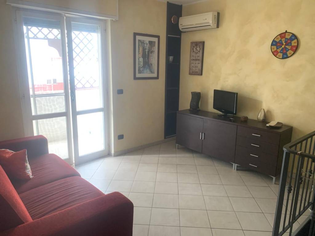 Appartamento a Catanzaro in Via Martiri di Cefalonia - Foto 2