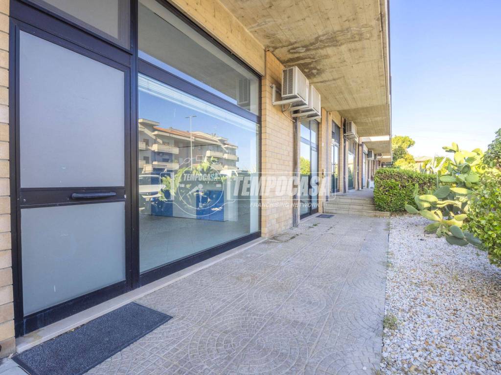 Immobile a Civitanova marche in Via Pietro Maroncelli - Foto 2