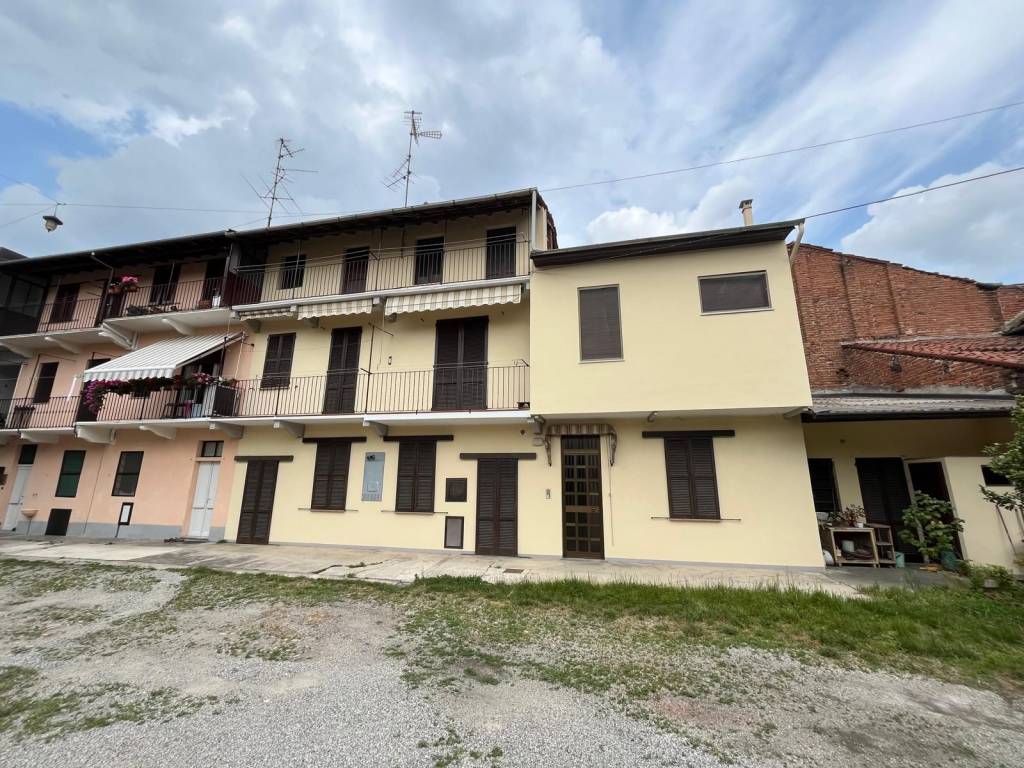 Casa indipendente a Galliate - Foto 2