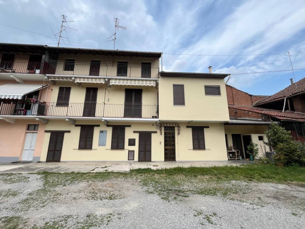Casa indipendente a Galliate - Foto 3