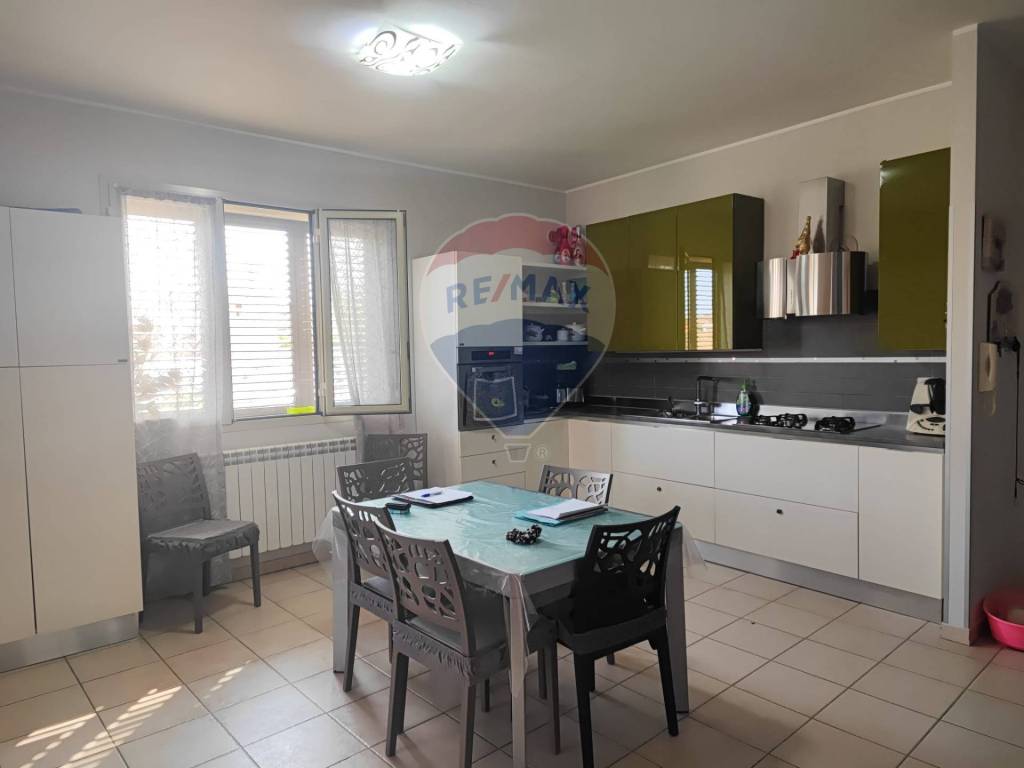 Appartamento a Melilli in via enna, 1 - Foto 2