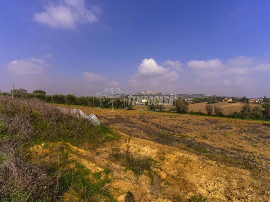 Terreno a Montecosaro in Loc. Selve 1 - Foto 2