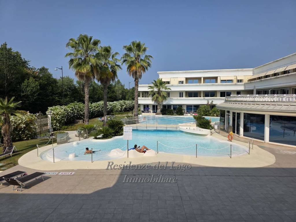 Appartamento a Desenzano del garda in Via Francesco Agello - Foto 4