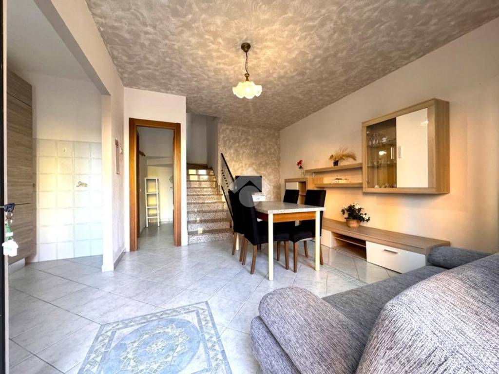 Villetta a schiera a Tortolì in Via Bertulottu - Foto 5