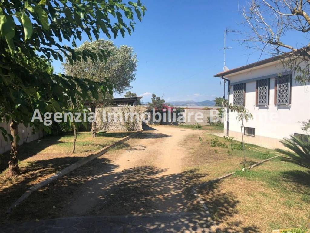 Villa a San felice circeo in Viale Regina Elena, 120 - Foto 3