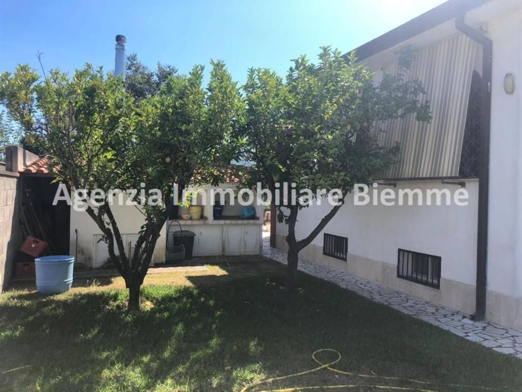 Villa a San felice circeo in Viale Regina Elena, 120 - Foto 5