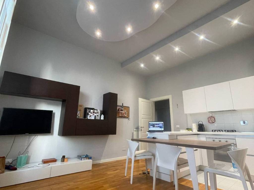 Appartamento a Livorno in Viale Giosue' Carducci, 47 - Foto 2
