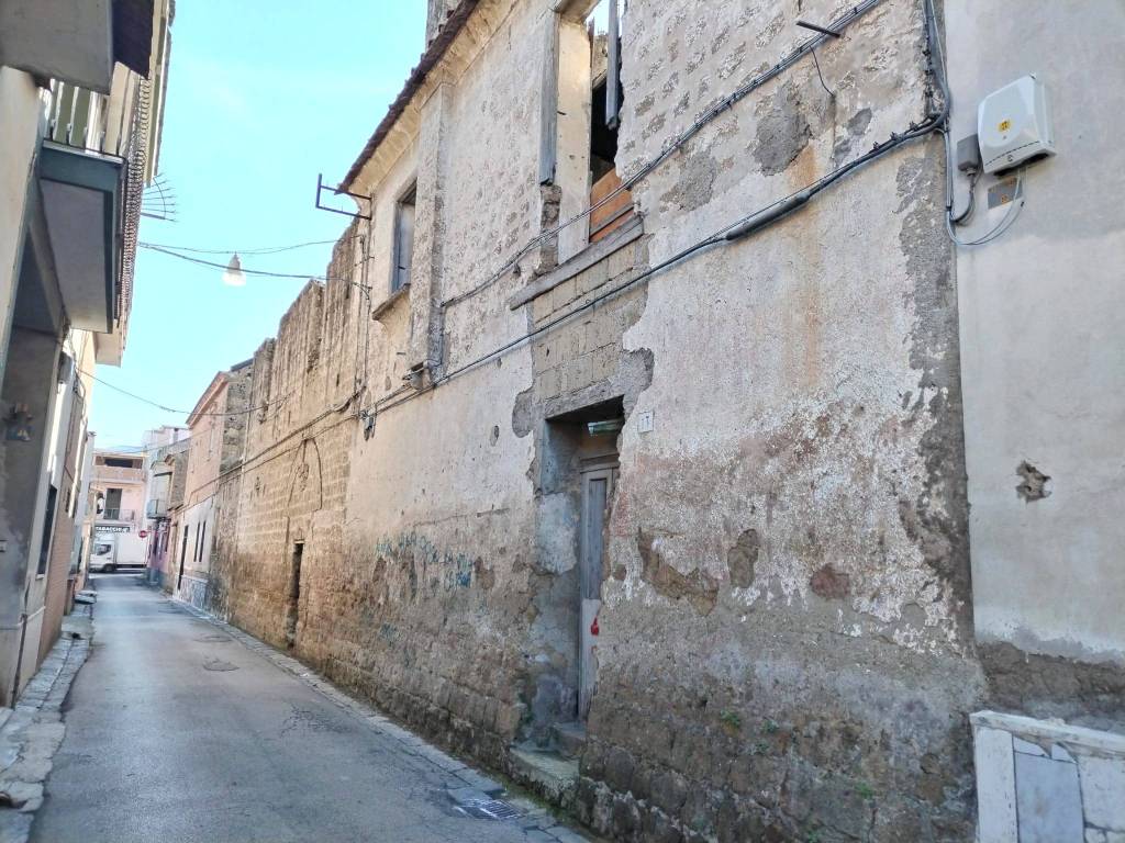 Palazzo / stabile a Casaluce in Corso Vittorio Emanuele, 100 - Foto 3