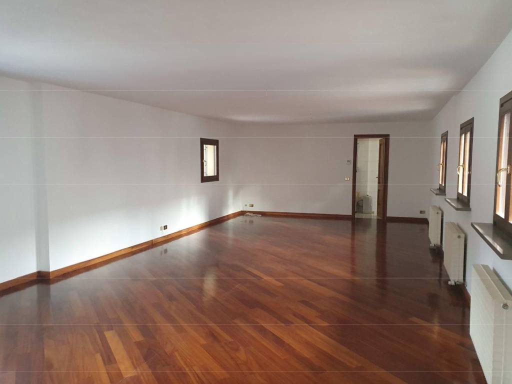 Immobile a Udine in Via Vittorio Veneto - Foto 2