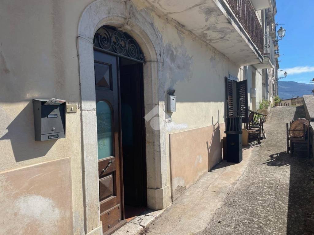 Appartamento a Alvito in Via Margherita, 12 - Foto 3