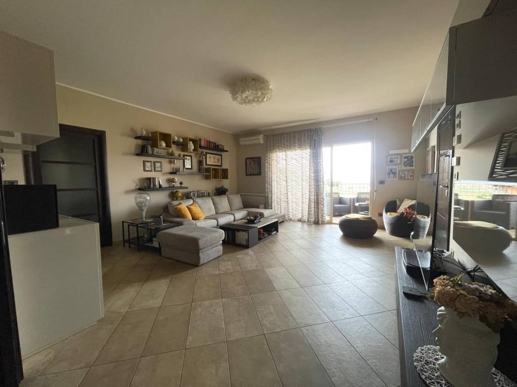 Appartamento a Reggio calabria in Via Casa Savoia - Foto 5
