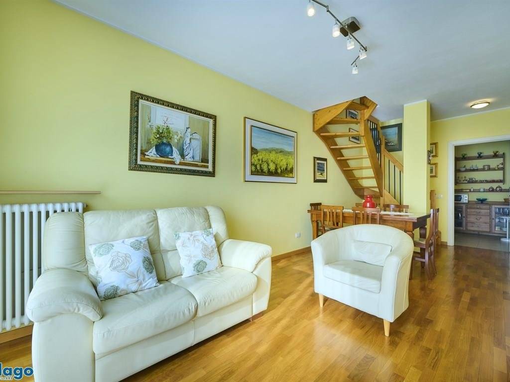 Appartamento a Mandello del lario in Via A. Volta, 3 - Foto 2