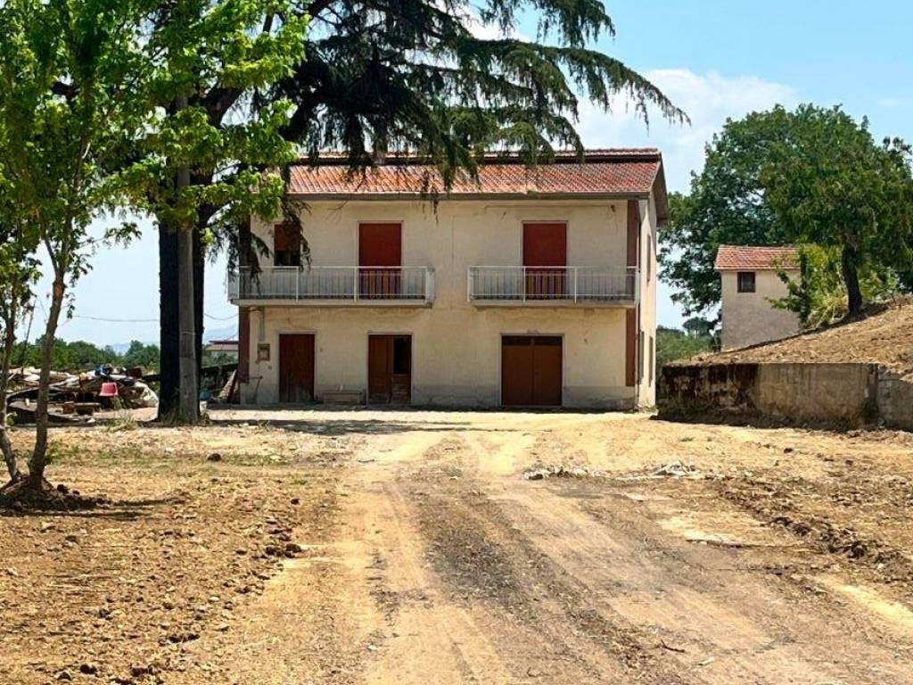 Villa a San giorgio del sannio in Via Bosco Lupino - Foto 5