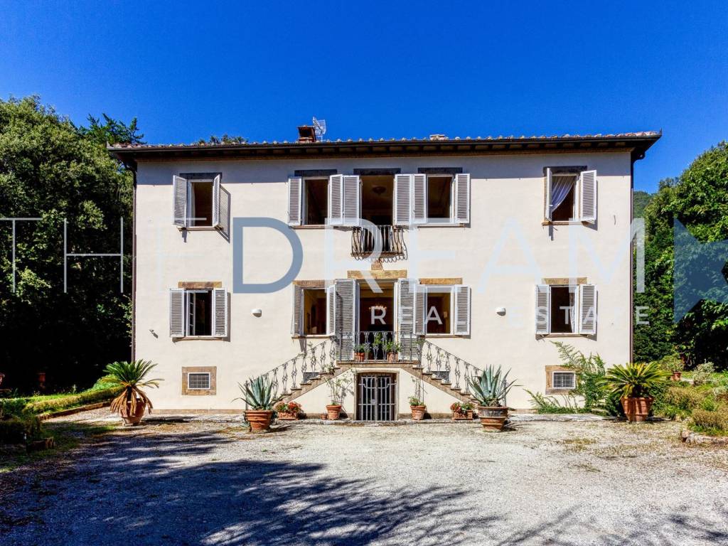 Villa a Lucca in Via dei Coselli - Foto 2
