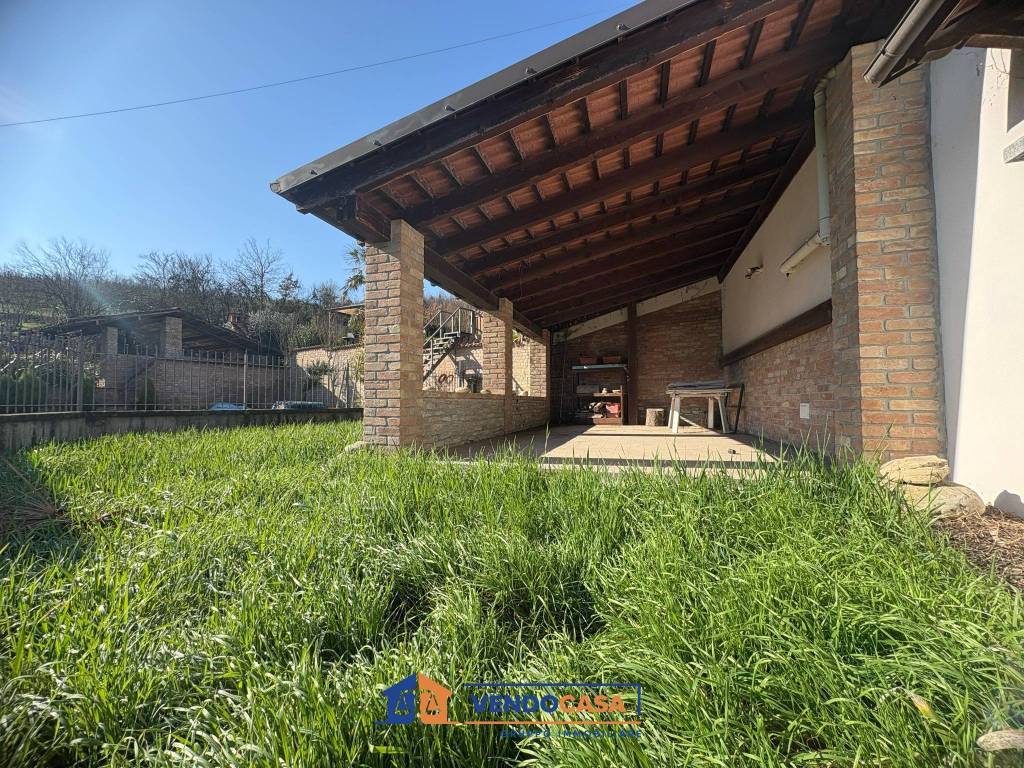 Villa a Nizza monferrato in Viale dei Partigiani, 21 - Foto 3