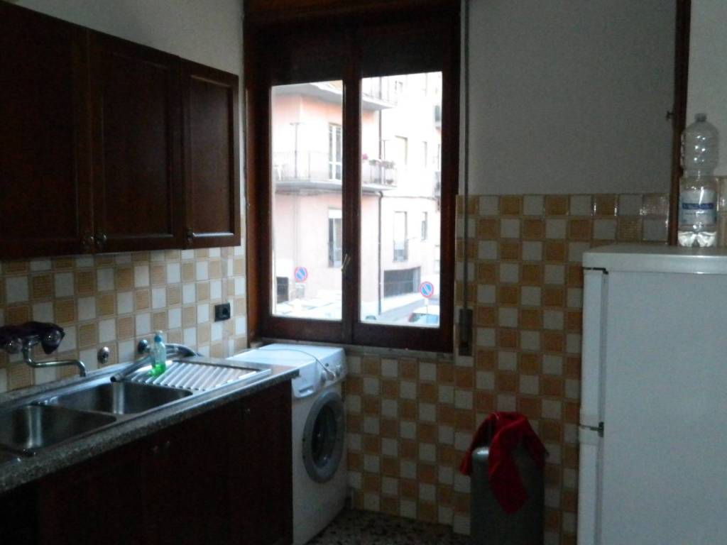 Appartamento a Avellino in Via Enrico Capozzi - Foto 3