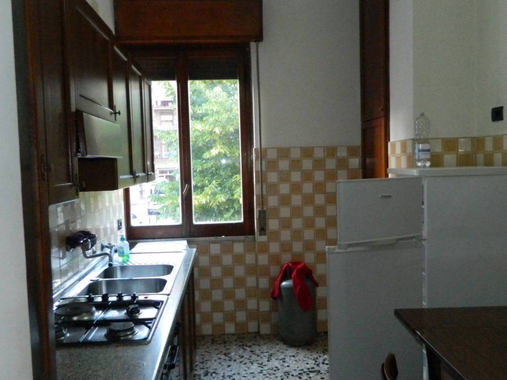 Appartamento a Avellino in Via Enrico Capozzi - Foto 4