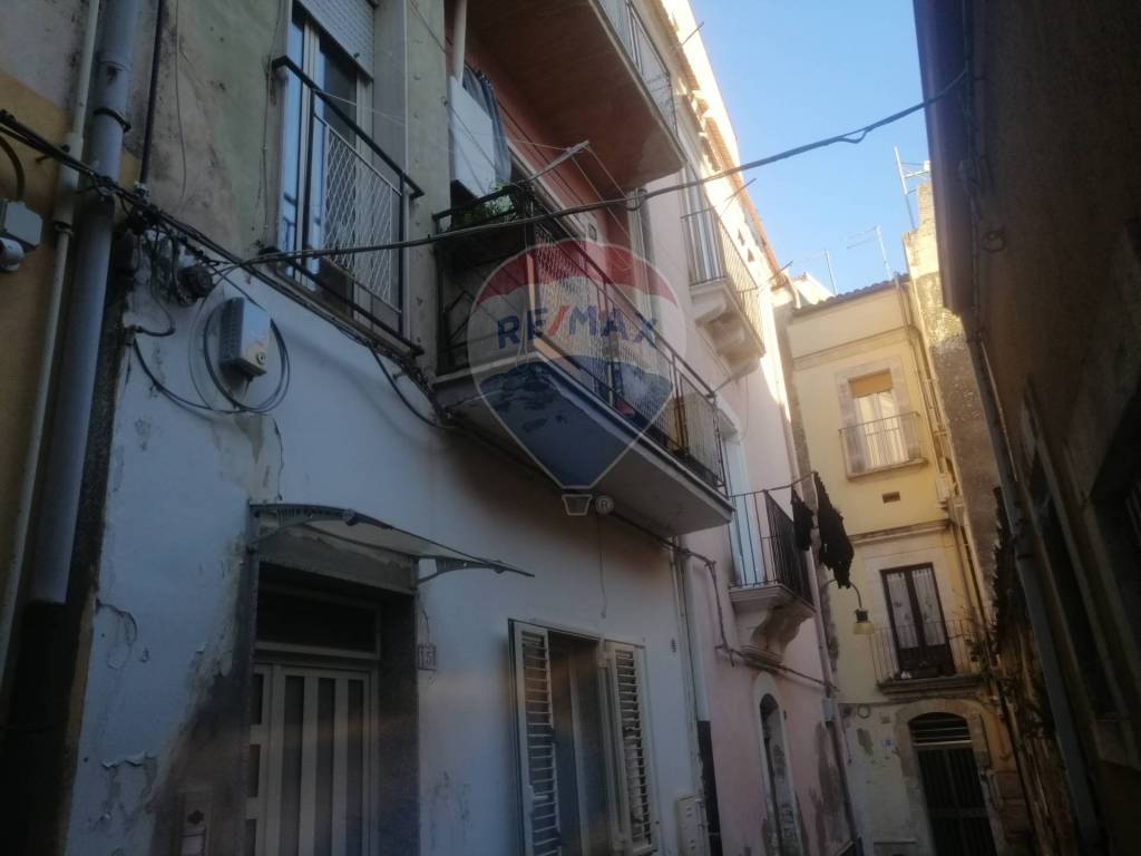 Casa indipendente a Ragusa in via G.Costanzo, 15 - Foto 2