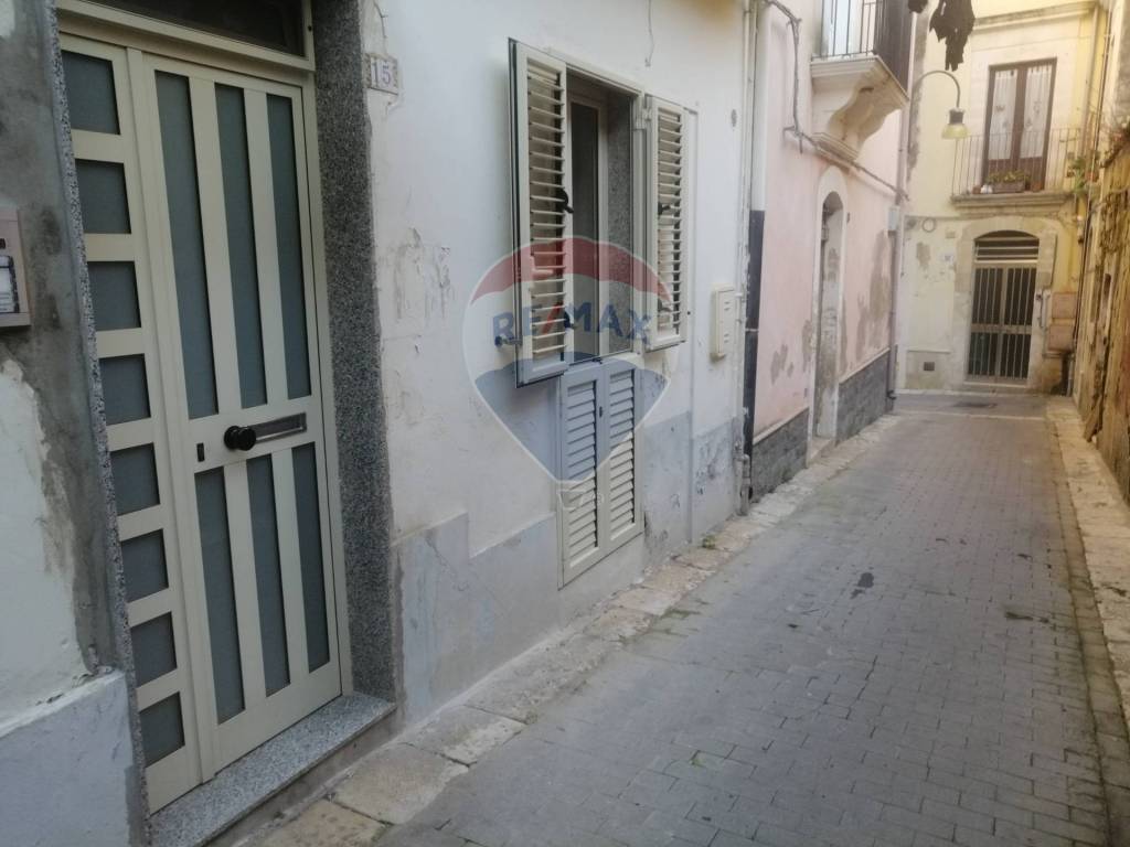 Casa indipendente a Ragusa in via G.Costanzo, 15 - Foto 3