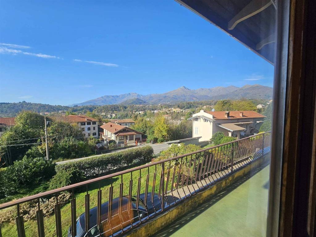 Villa a Biella in Via Alfonso Ogliaro, 84 - Foto 4