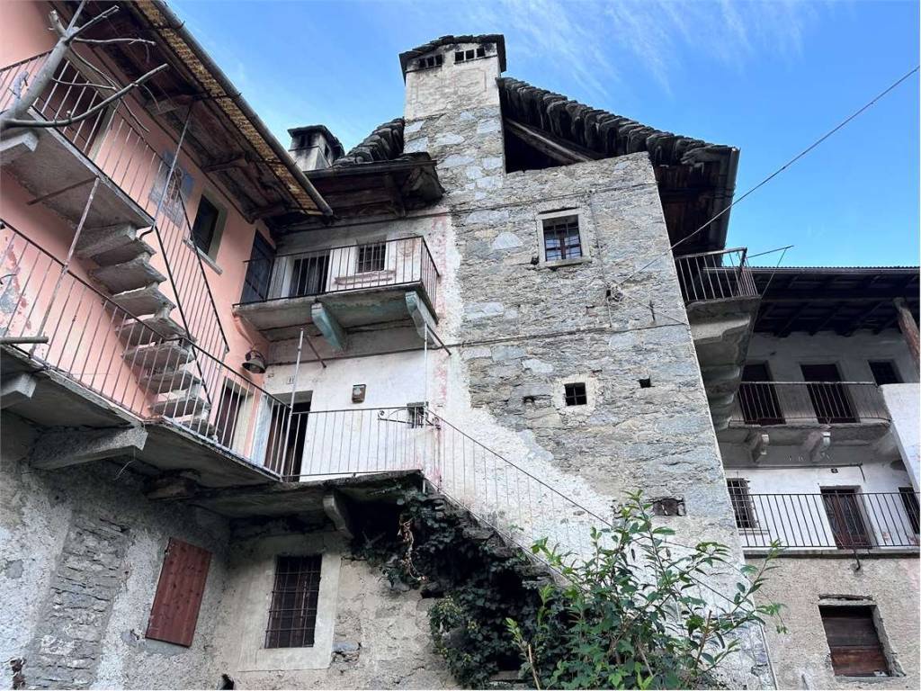 Rustico / casale a Montecrestese in Naviledo, SNC - Foto 2