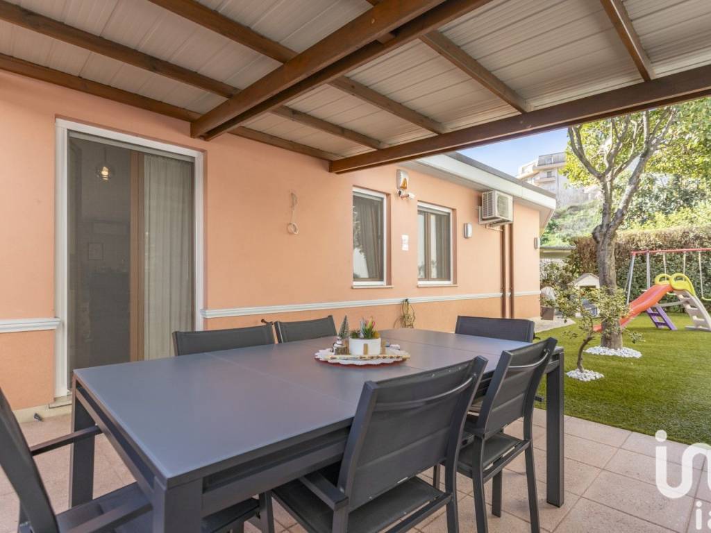 Villa a Castelfidardo in Via domenico cimarosa, 22 - Foto 2