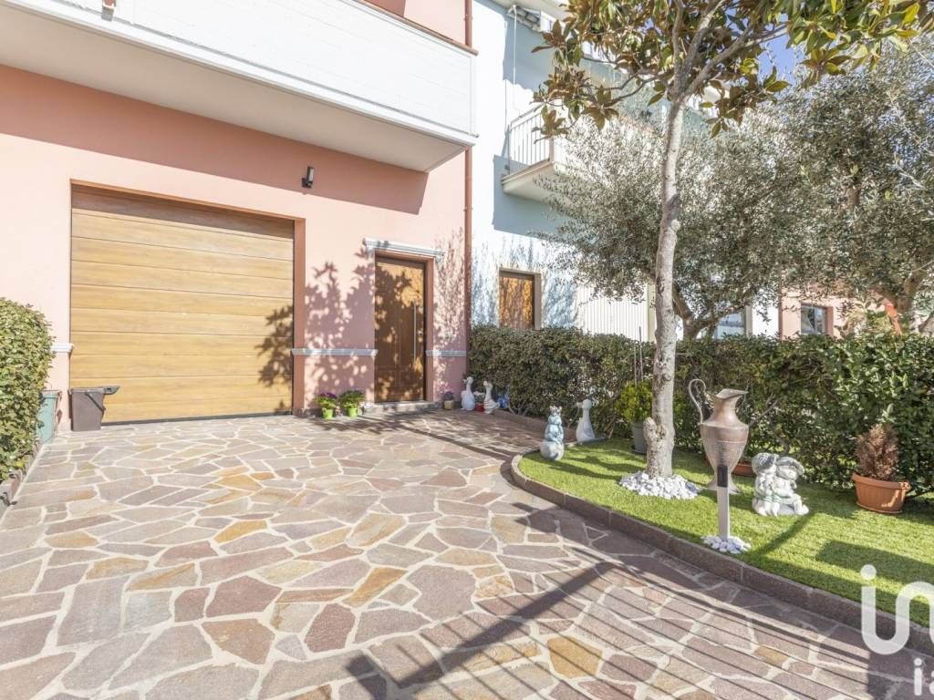 Villa a Castelfidardo in Via domenico cimarosa, 22 - Foto 5