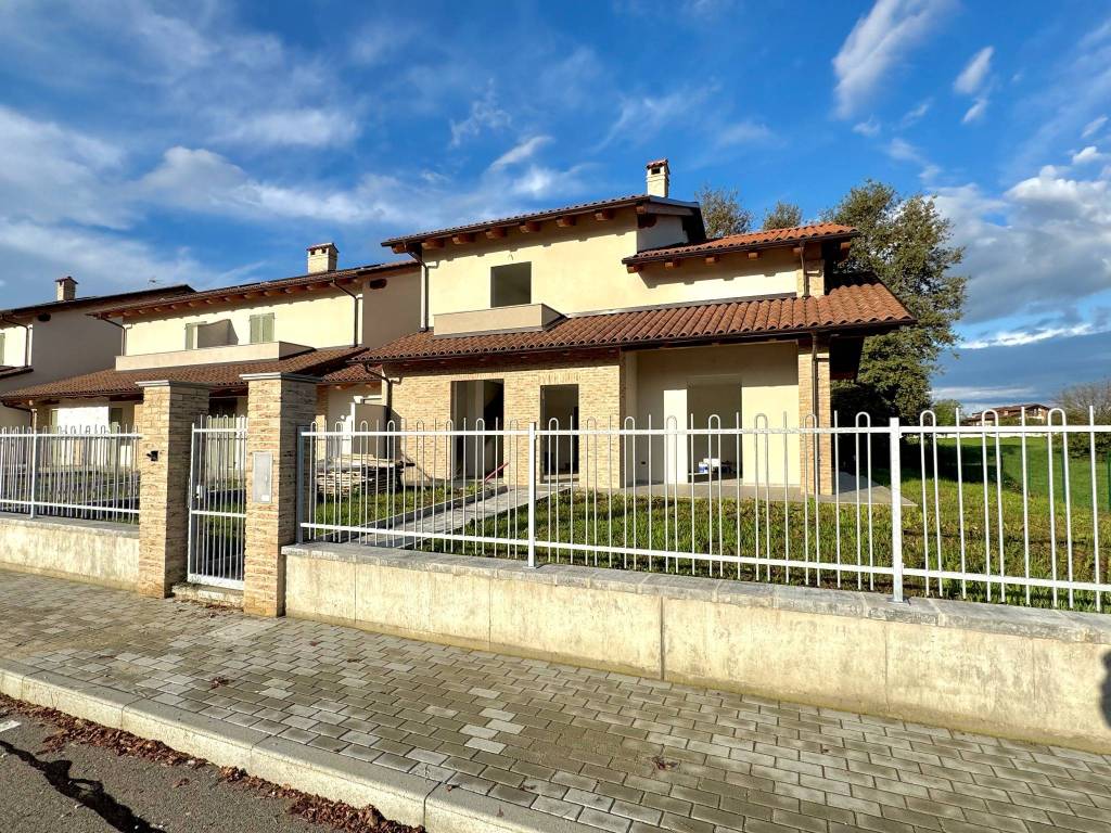 Villa a Valfenera in Via Europa - Foto 3
