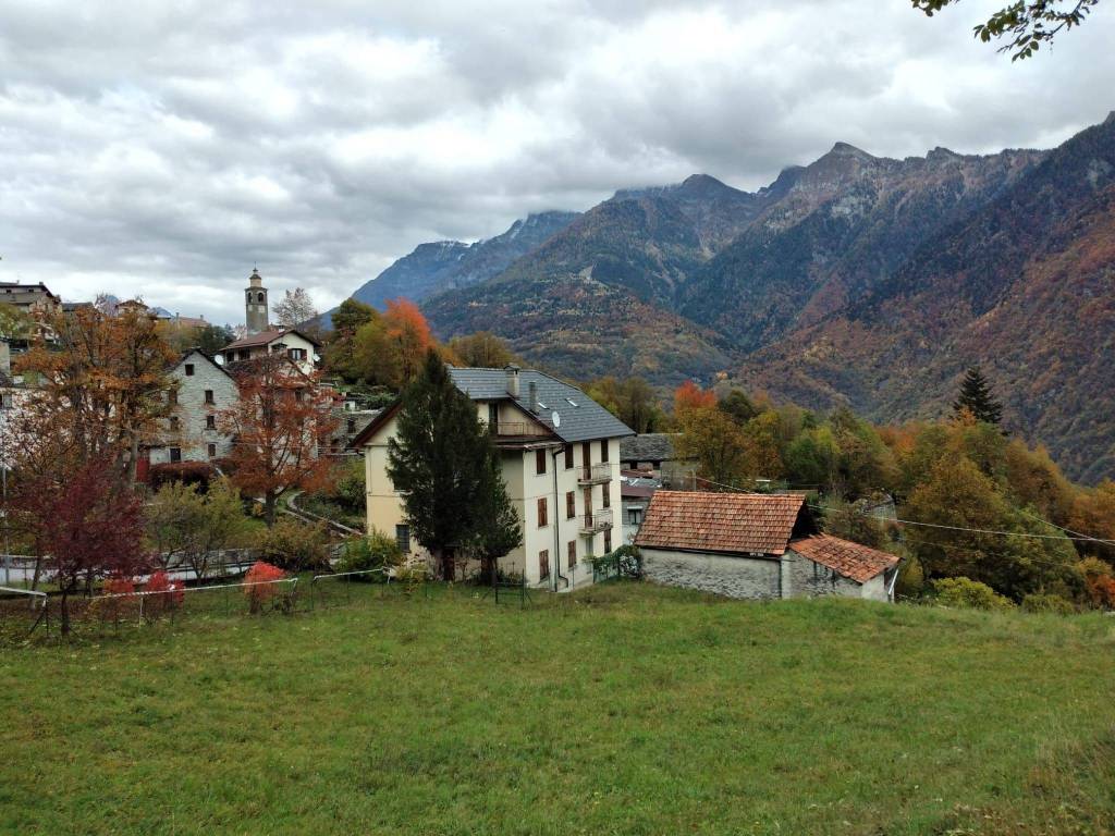 Palazzo / stabile a Crodo in Frazione Mozzio - Foto 2