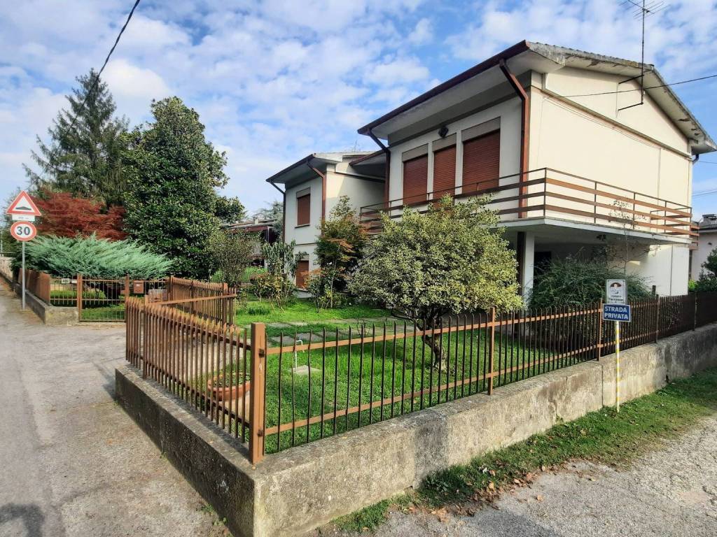 Villa a Polesella in Via Don Giovanni Minzoni, 400 - Foto 3