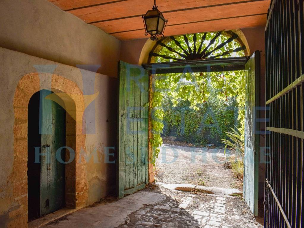 Rustico / casale a Chiaramonte gulfi in Via Roma - Foto 5