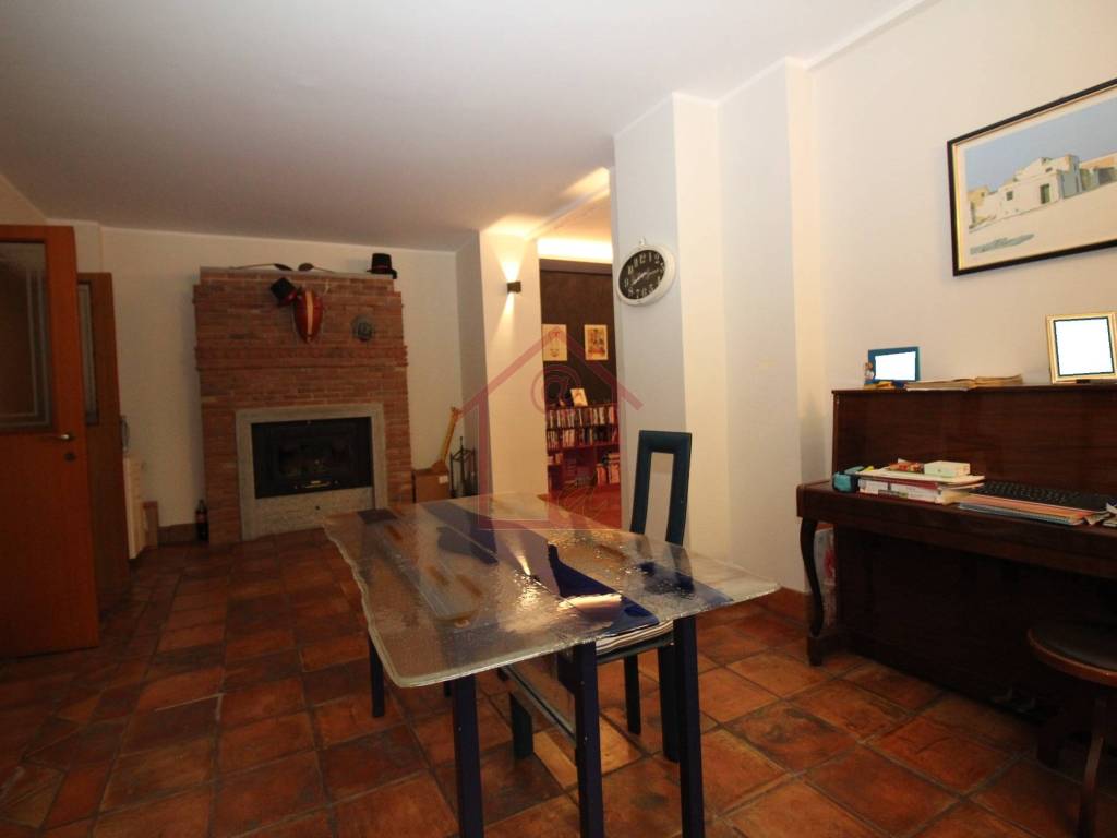 Villa a Vercelli in Piazza Sant'Eusebio, 3 - Foto 4
