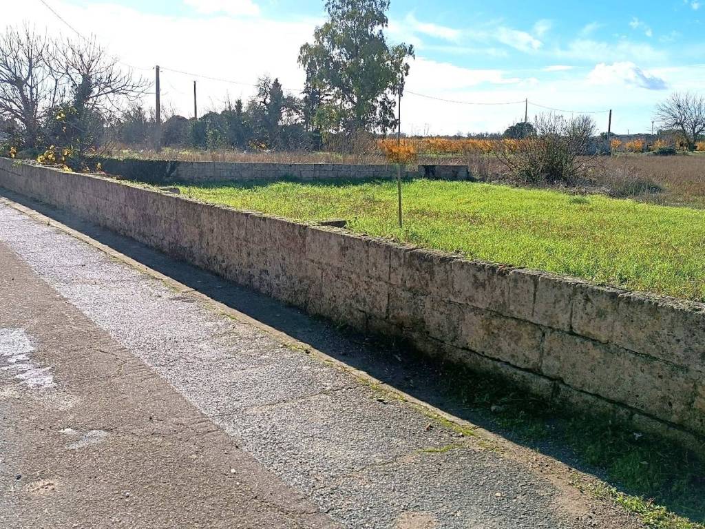 Terreno a Andrano in Via Evangelista Torricelli - Foto 3