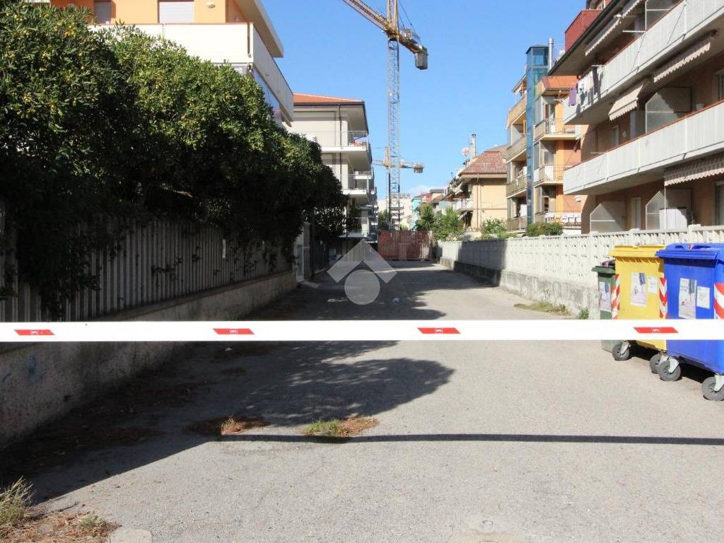 Box / garage a San benedetto del tronto in Via fanfulla da lodi, 28 - Foto 4