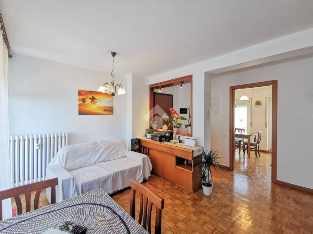 Appartamento a Induno olona in Via Vela - Foto 3