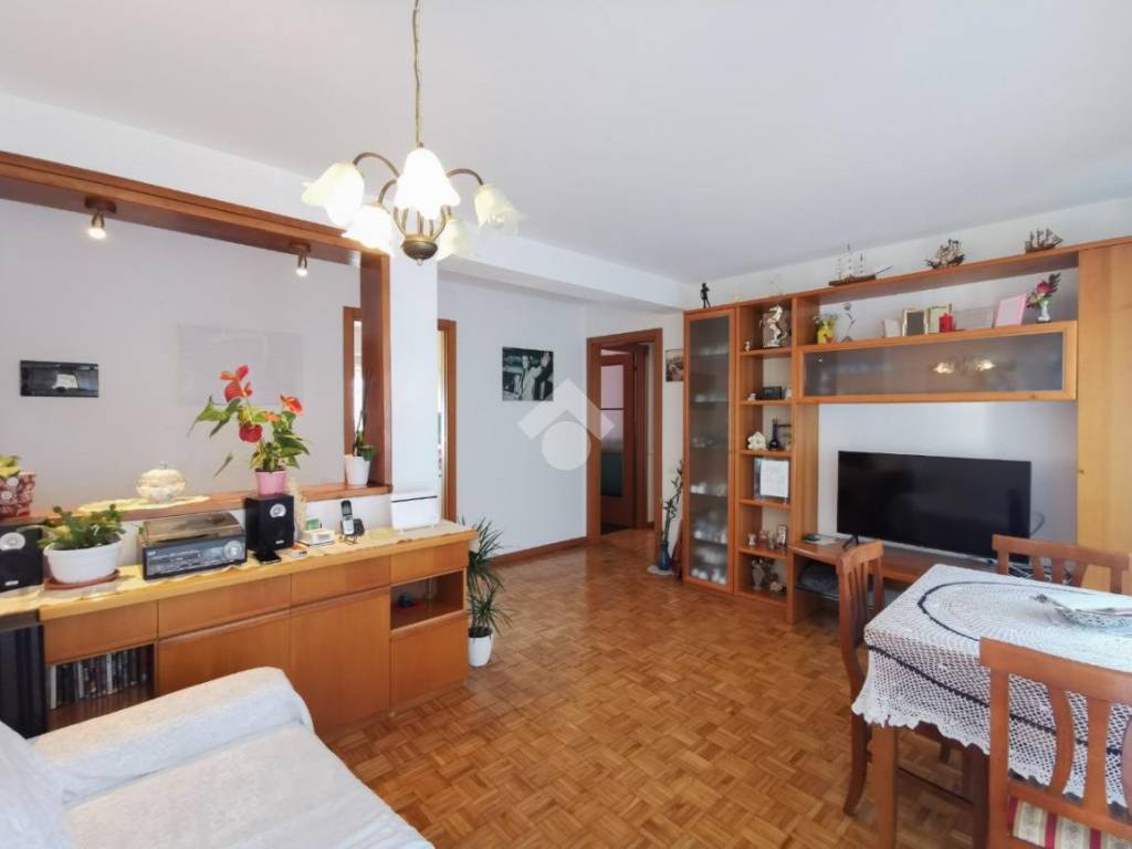 Appartamento a Induno olona in Via Vela - Foto 4