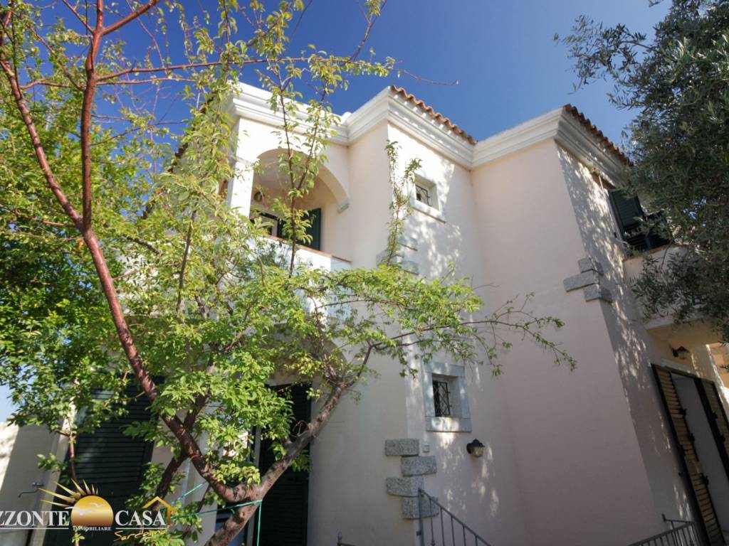 Appartamento a Budoni in Via Dora Baltea - Foto 5