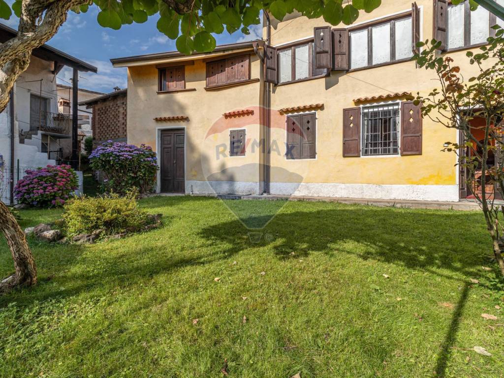 Casa indipendente a Caprile in Frazione Piolio, 9 - Foto 2