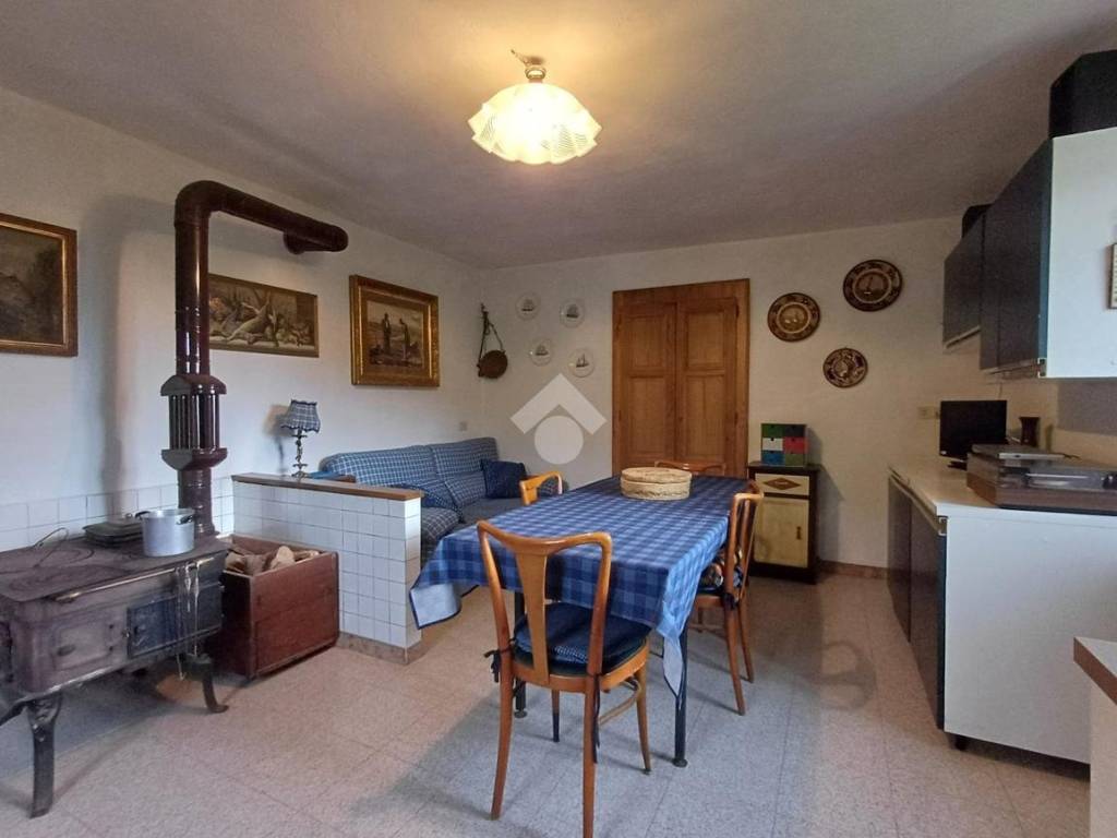 Casa indipendente a Pamparato in STRADA DEL NASCIO MULATTIERI, 144 - Foto 5
