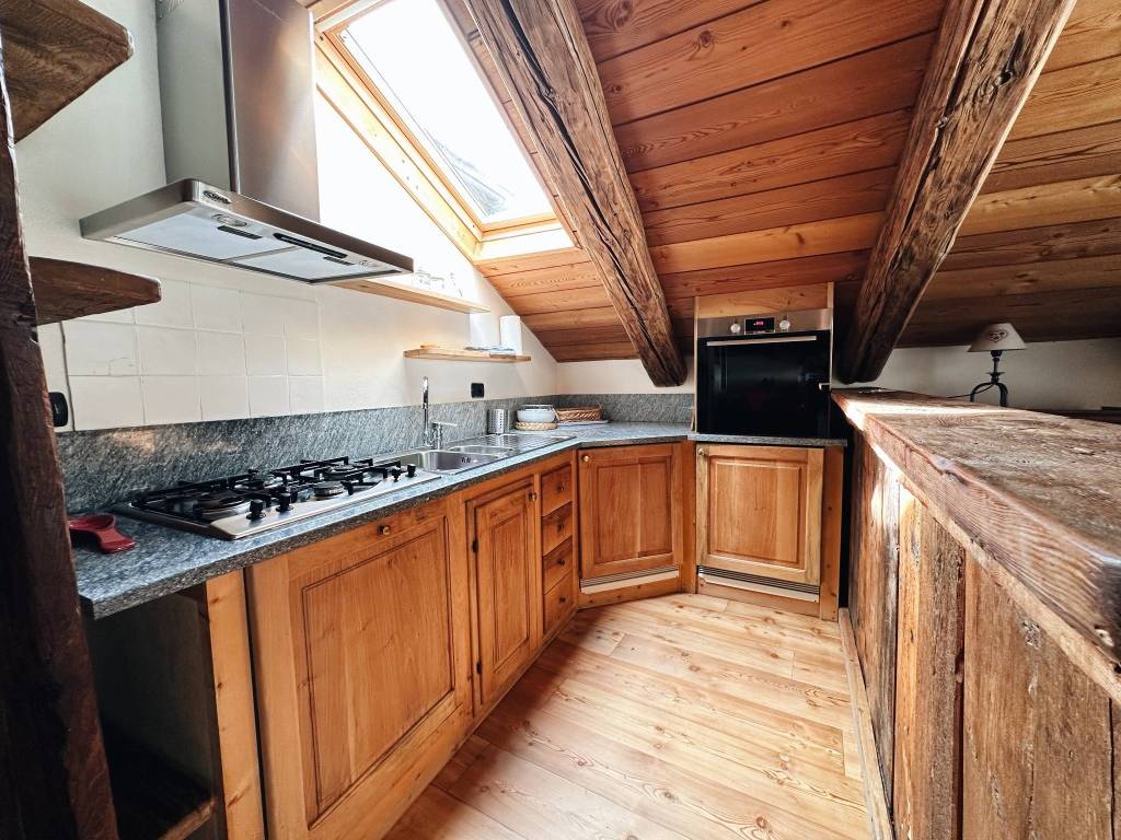 Appartamento a Courmayeur in Strada Grand Ru, 33 - Foto 4