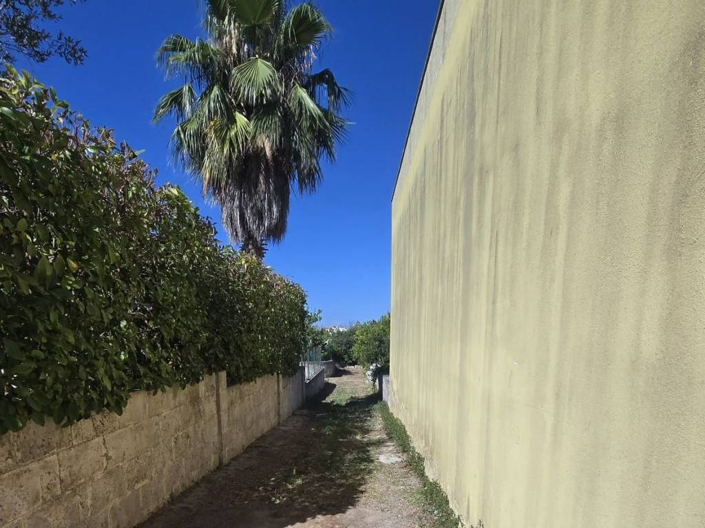Terreno a Galatone in Via delle Serre - Foto 5