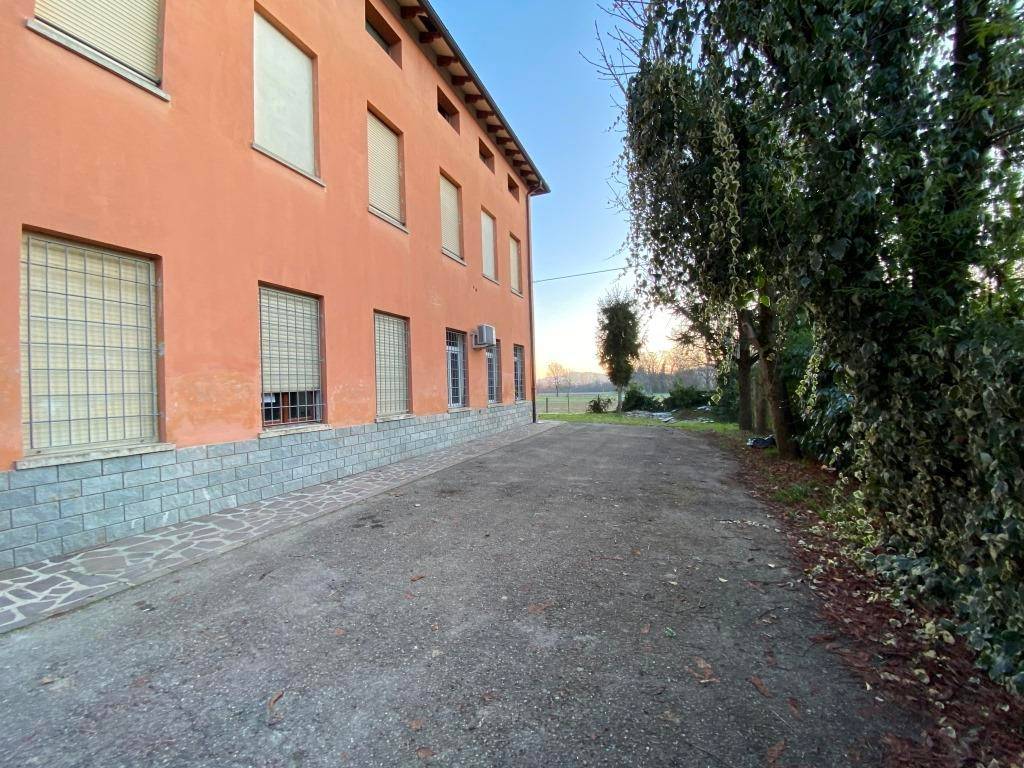 Casa indipendente a Castelvetro di modena in Via Sinistra Guerro - Foto 5
