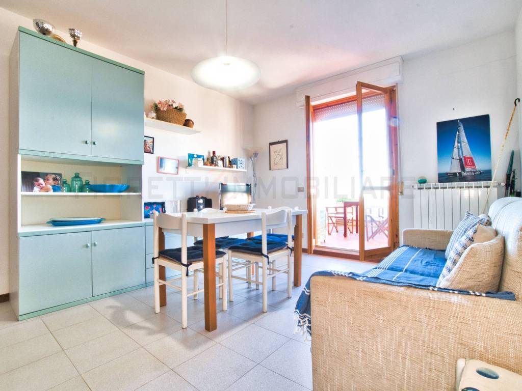 Appartamento a Piombino in Via della Bonaria - Foto 4