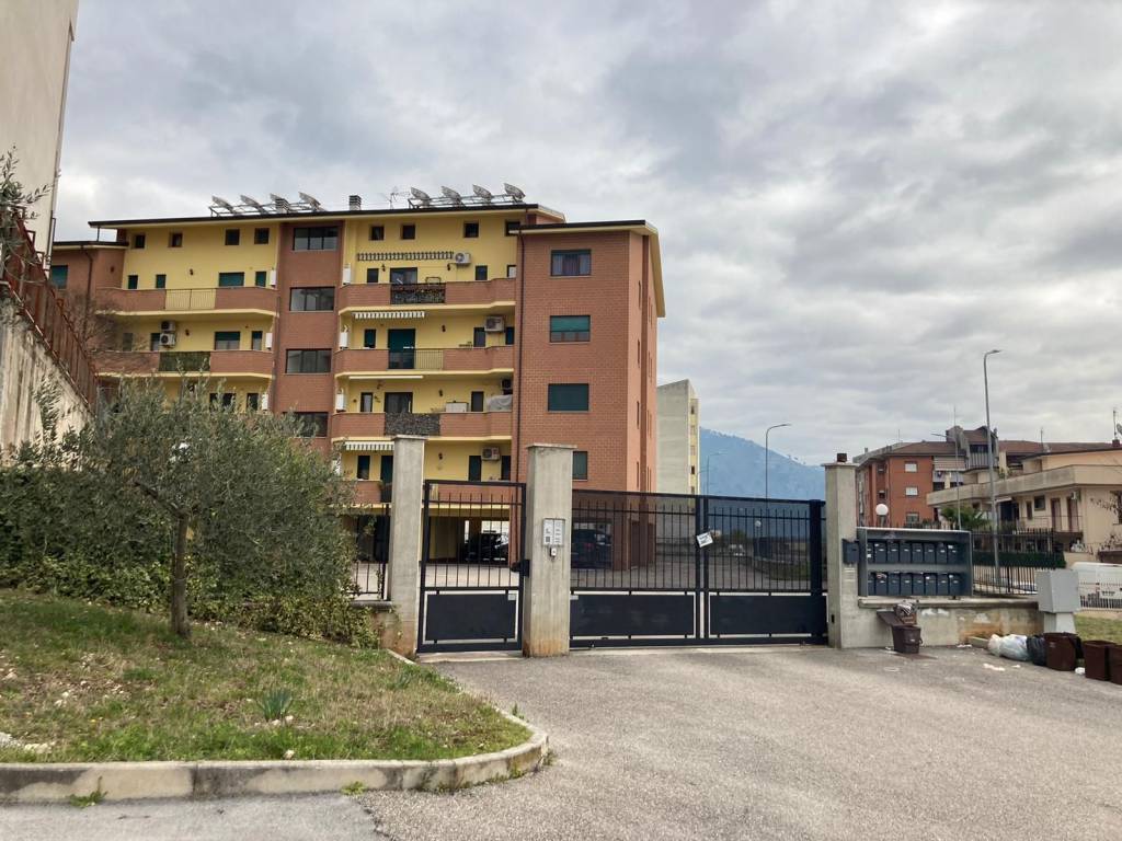 Appartamento a Piedimonte san germano in Viale Decorato - Foto 3