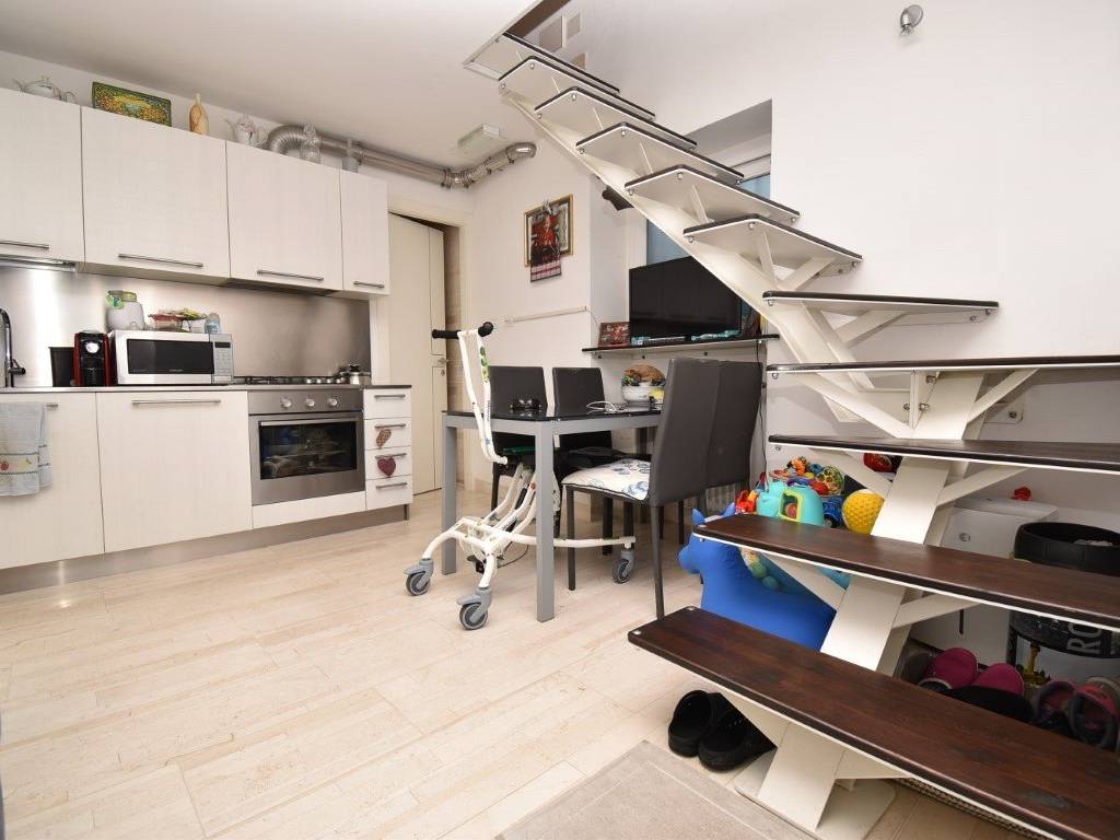 Casa indipendente a Pietrasanta in Via Crociale - Foto 4