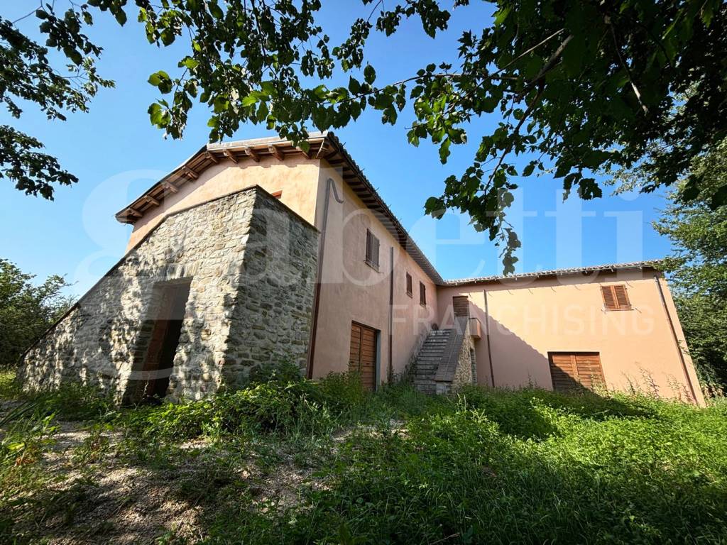 Casa indipendente a Nocera umbra in Località Pertana, 1 - Foto 2