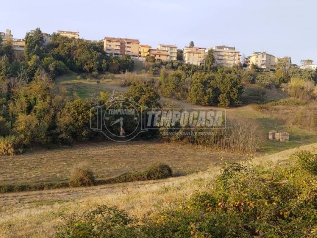 Terreno a Corridonia in Via fonte oliva - Foto 2