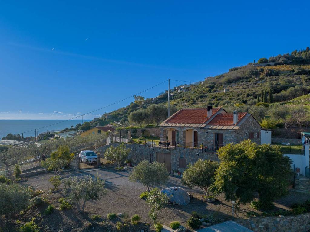 Villa a Cipressa in Regione Leschea - Foto 3