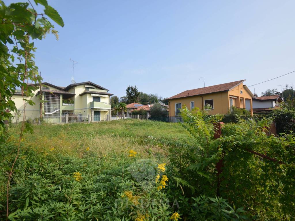 Terreno a Sumirago in Via Sandro Pertini - Foto 2