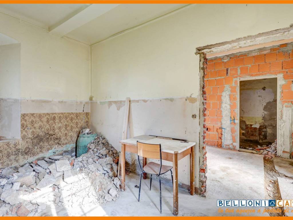 Casa indipendente a Jerago con orago in Via Alessandro Volta - Foto 4